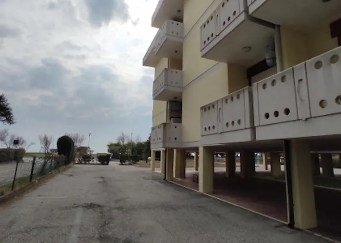 Functional With Balcony *