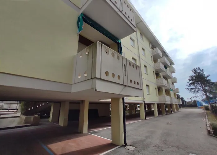 Functional With Balcony Bibione